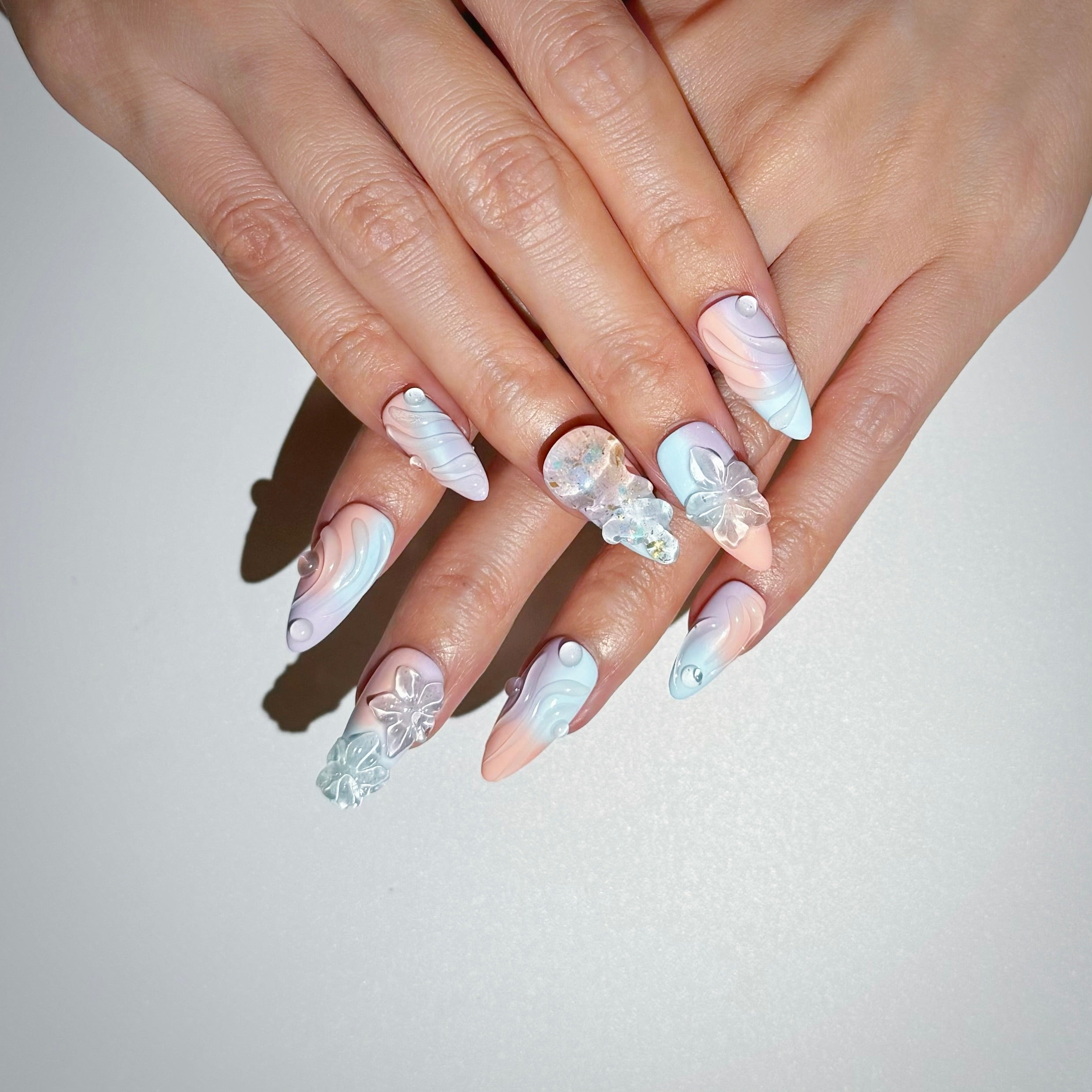 H04 OCEAN DEW (Almond Shape)